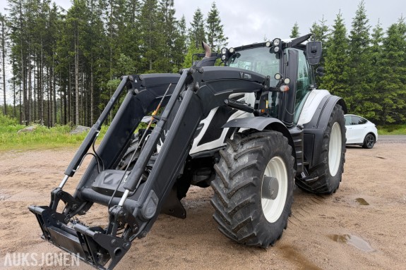 2017 VALTRA T234 DIRECT MED QUICKE G7 FRONTLASTER – 250 HK – 4 290 TIMER