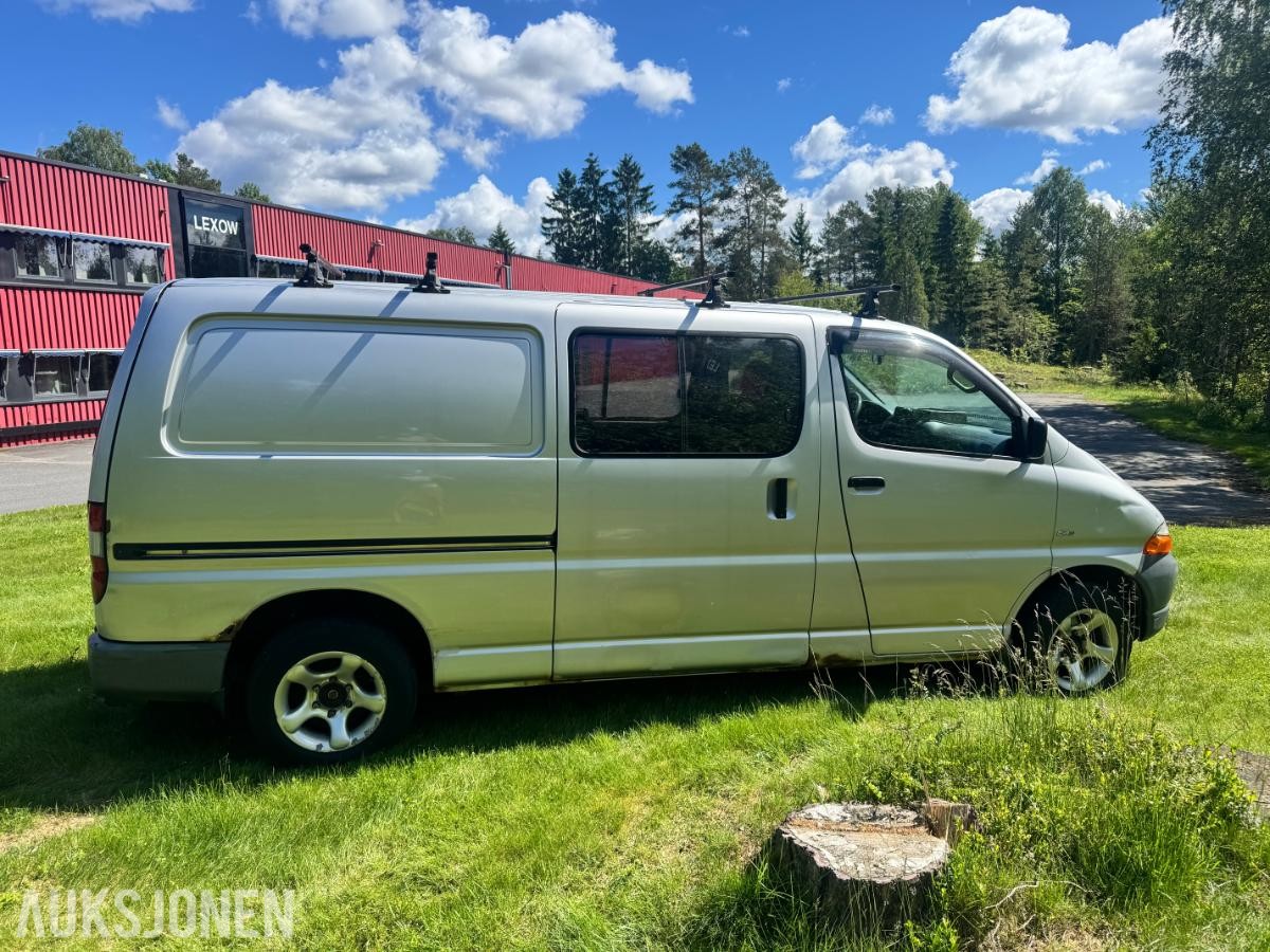 2005 Toyota HiAce 2.5-102 D-4D LANG, 361500km