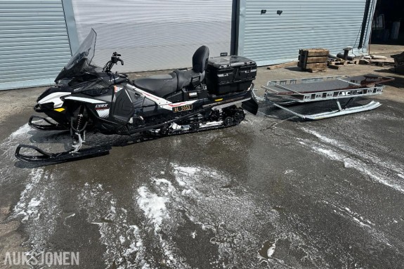 2025 Lynx 59 Ranger Core 600 EFI snøscooter med 95 Extreme SC 95E slede med forhøyningskarm