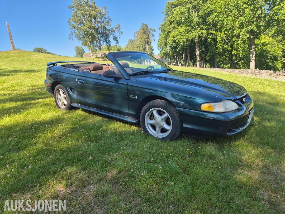 1994 Ford Mustang GT 5.0 Cabriolet, Automat, 82300miles