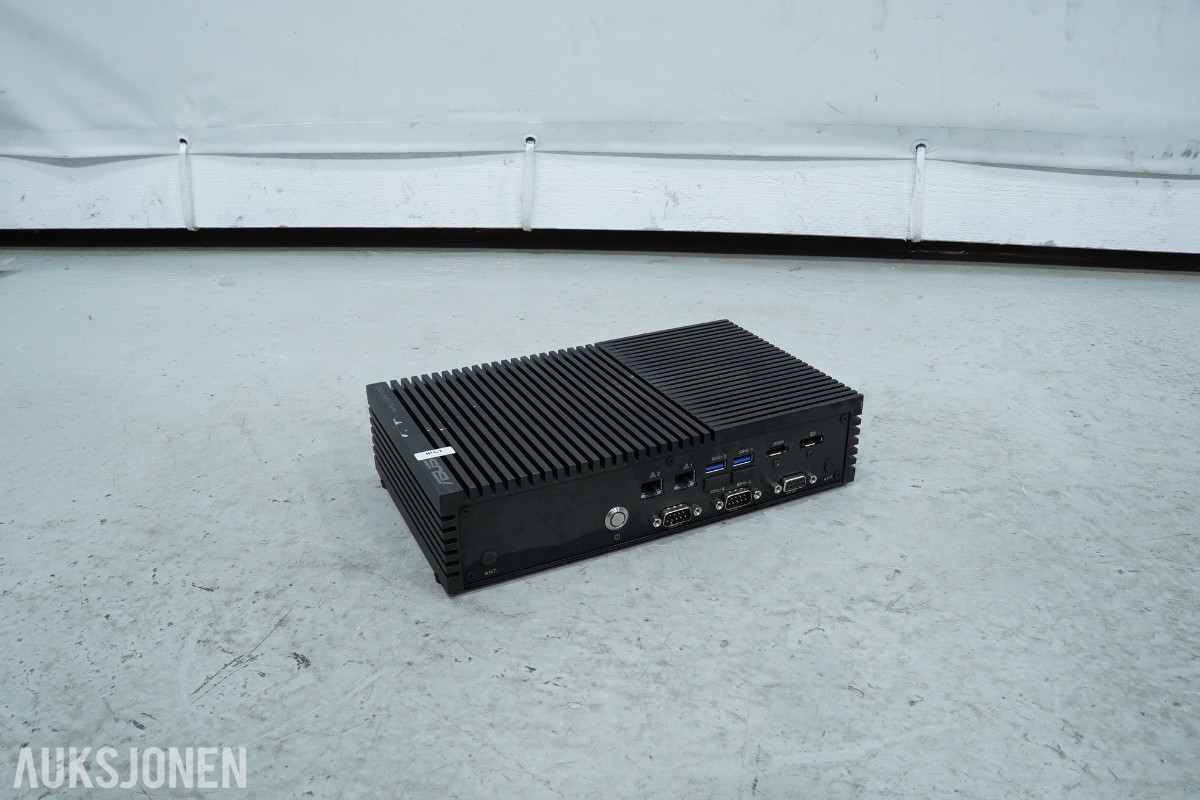 ASUS PE200S embedded computer / industridatamaskin