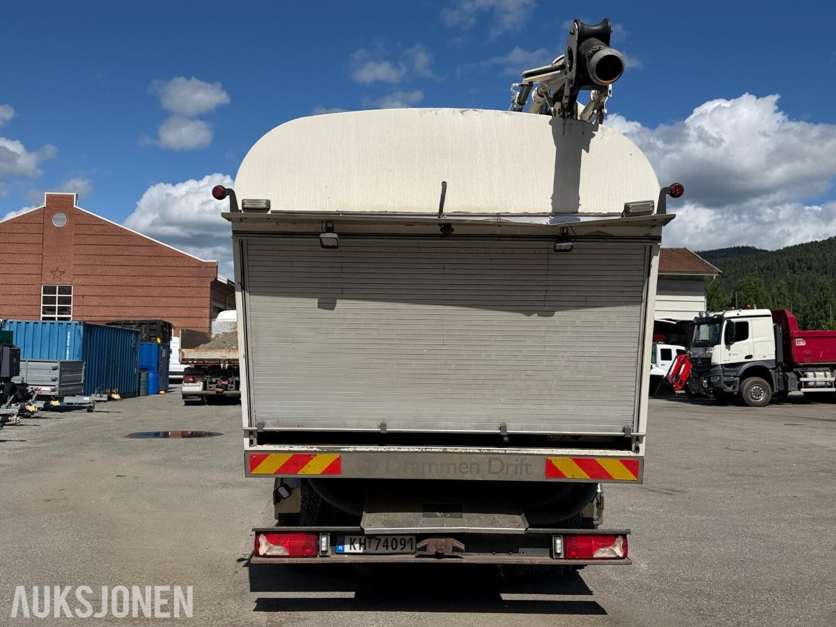 2011 Scania R-serie spylebil / Sugebil