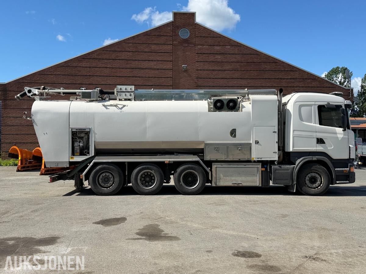 2011 Scania R-serie spylebil / Sugebil