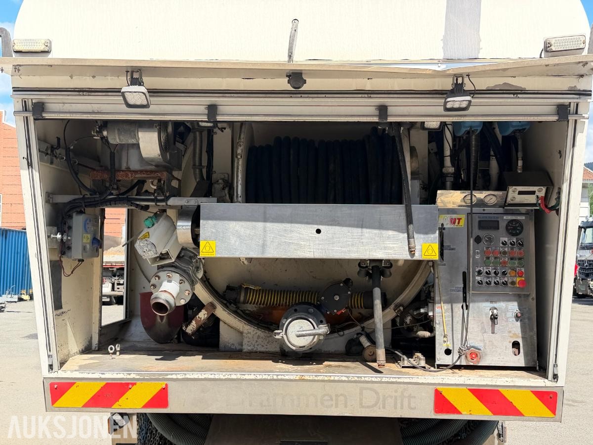 2011 Scania R-serie spylebil / Sugebil
