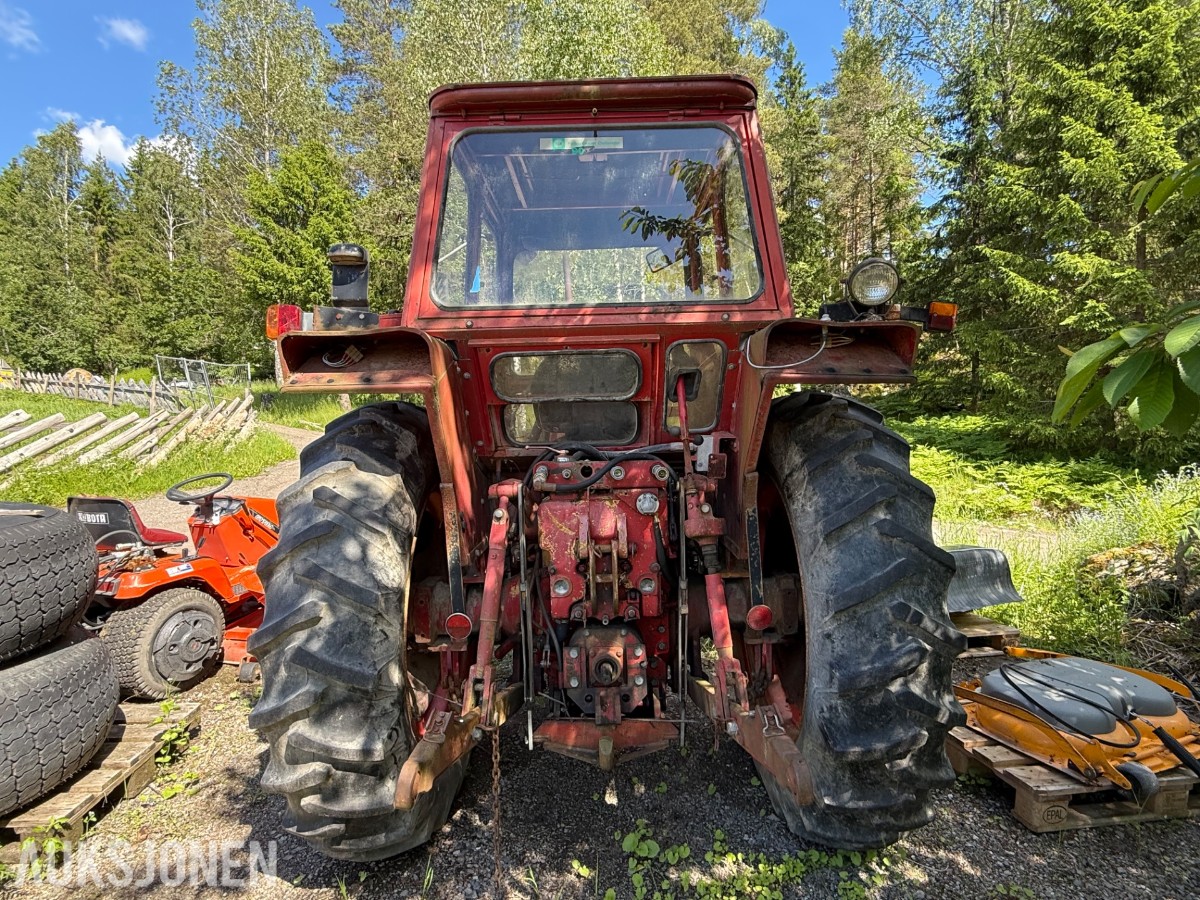 1974 Volvo BM650 traktor med frontlaster, lavt timeantall, repobjekt