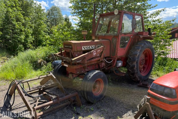 1974 Volvo BM650 traktor med frontlaster, lavt timeantall, repobjekt