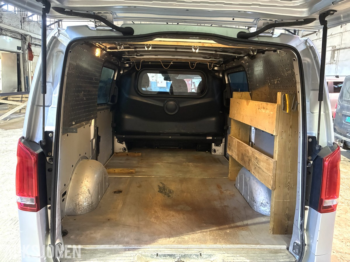 2015 Mercedes-Benz Vito 4MATIC AUTOMAT HENGERFESTE VARMER LED