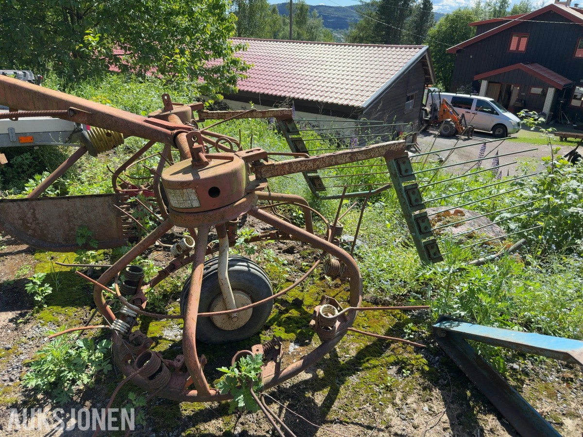 FJ Sweegers kombirive, oppsamling og spreder