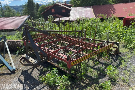 Kronos Harv med slåddeplank