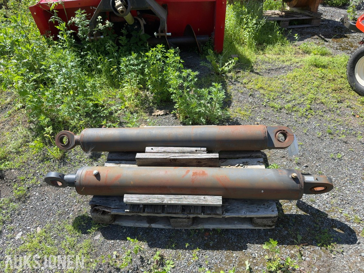 2 stk hydraulikksylindre, PMC