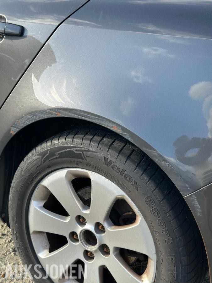 2009 Opel Insignia 2.0D 110hk  Reparasjonsobjekt