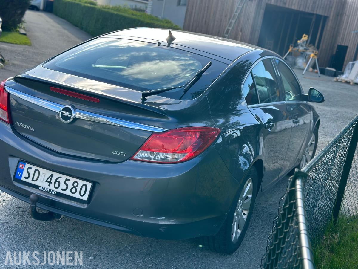 2009 Opel Insignia 2.0D 110hk  Reparasjonsobjekt