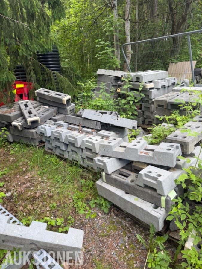 MYE Byggegjerder og byggemateriell selges