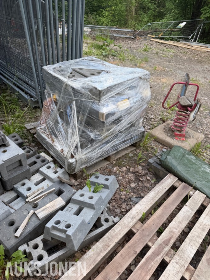 MYE Byggegjerder og byggemateriell selges