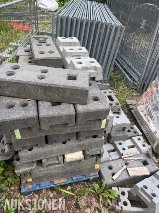 MYE Byggegjerder og byggemateriell selges