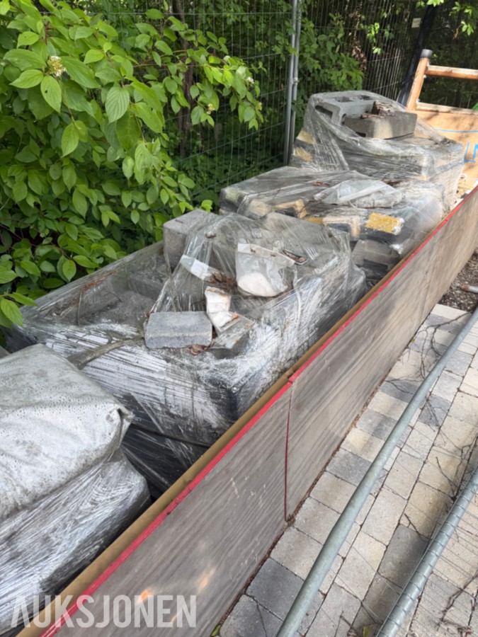 MYE Byggegjerder og byggemateriell selges