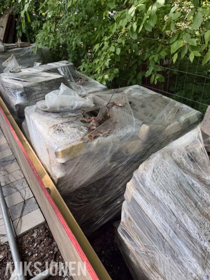 MYE Byggegjerder og byggemateriell selges