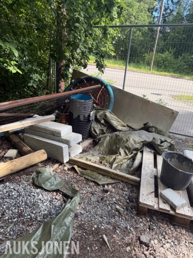 MYE Byggegjerder og byggemateriell selges