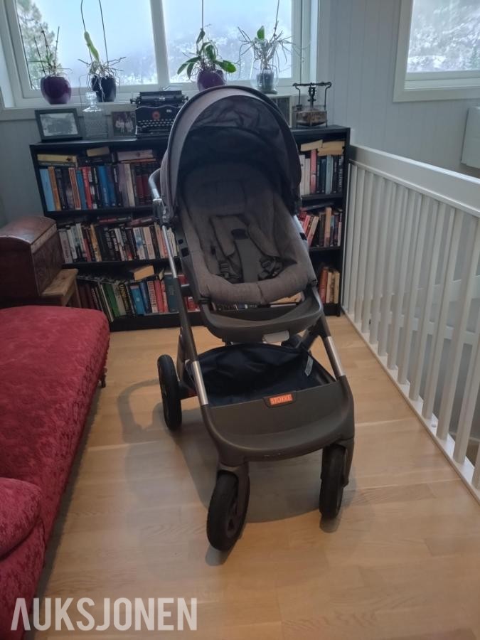 2016 Barnevogn - Stokke Trailz
