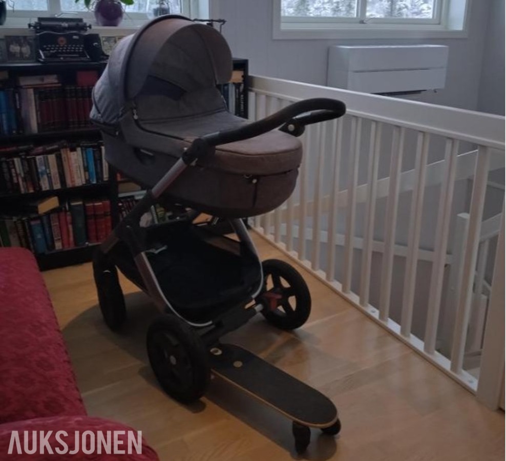 2016 Barnevogn - Stokke Trailz