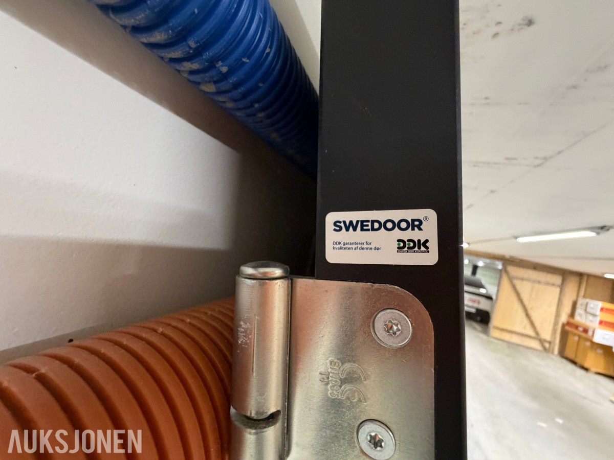 SWEDOOR INNERDØR MED KARM 93 X 210 CM