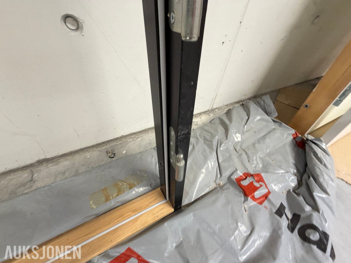 SWEDOOR INNERDØR MED KARM 93 X 210 CM