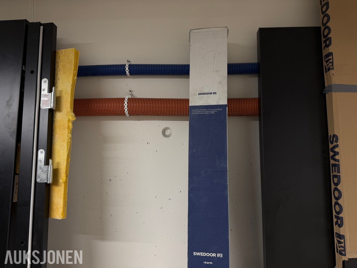 DØRKARMER 90X210 CM MED DEMPLIST