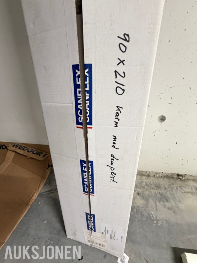 DØRKARMER 90X210 CM MED DEMPLIST