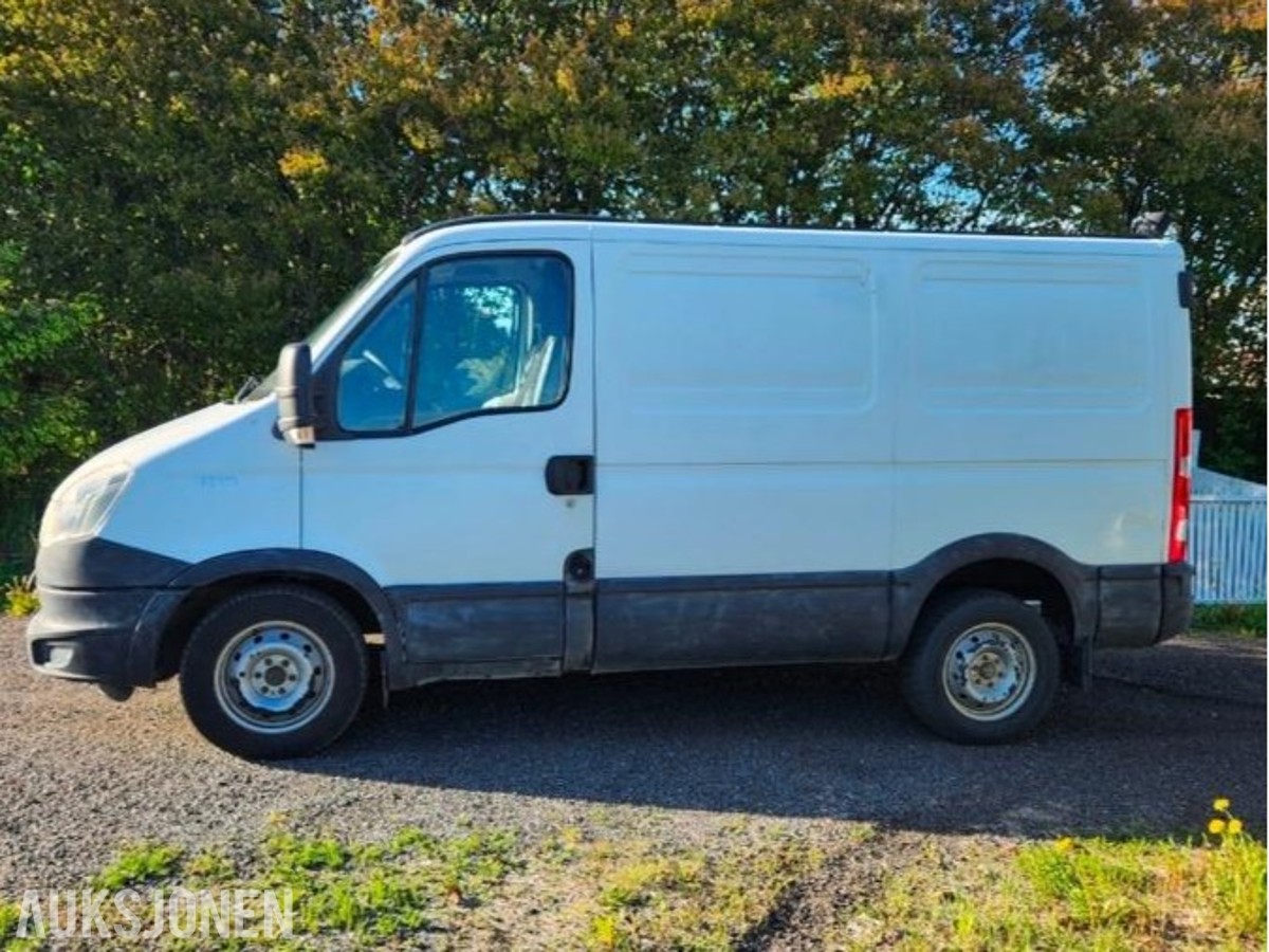 2012 Iveco Daily 2.3 Diesel 126hk, hengerfeste, ryggekamera