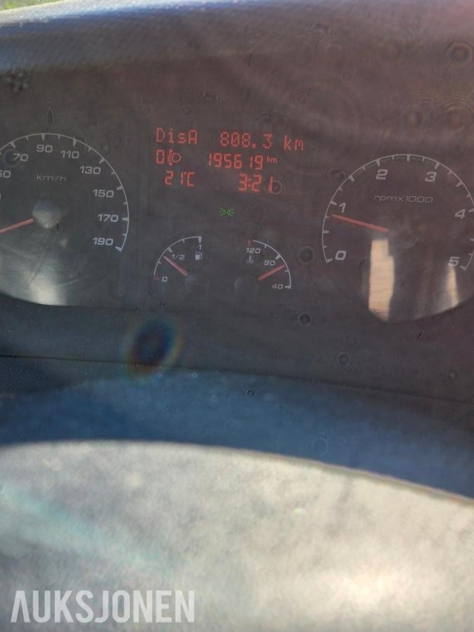 2012 Iveco Daily 2.3 Diesel 126hk, hengerfeste, ryggekamera
