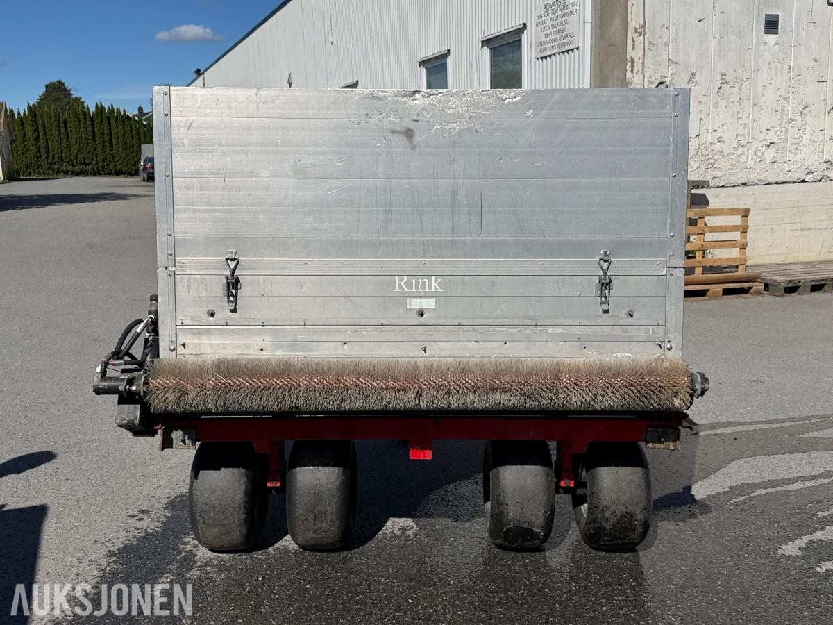 2010 Redexim Rink 1210 toppdressingsspreder