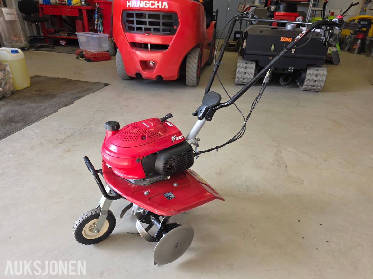 2019 Honda FG 220 Jordfreser
