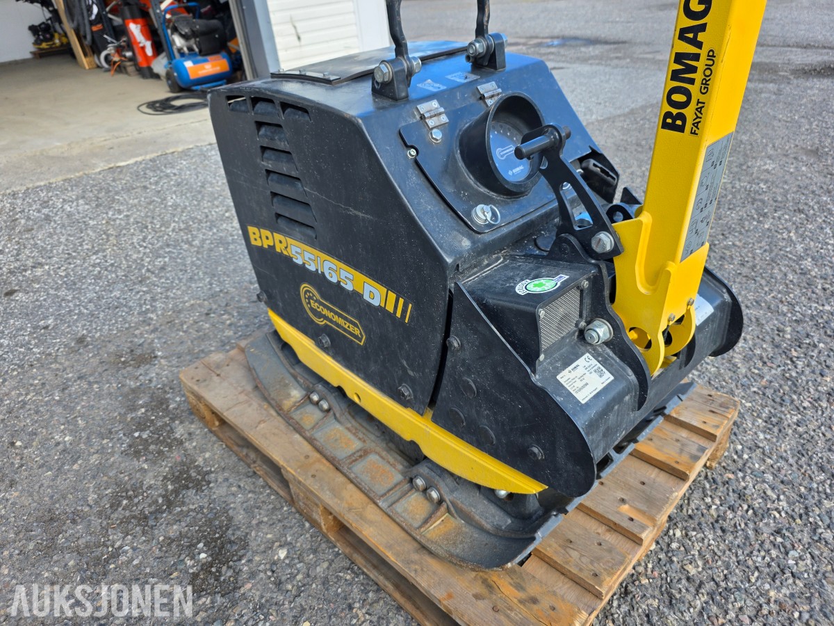 2022 Bomag BPR 55/65D Econmizer vibroplate kun 227 timer
