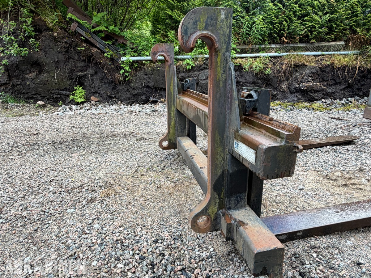 PALLEGAFLER MED STORT BM FESTE - SE EQUIPMENT