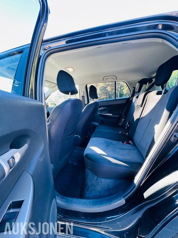 2012 Toyota Urban Cruiser 1.4 D-4D 90hk 4WD Dynamic s+v dekk