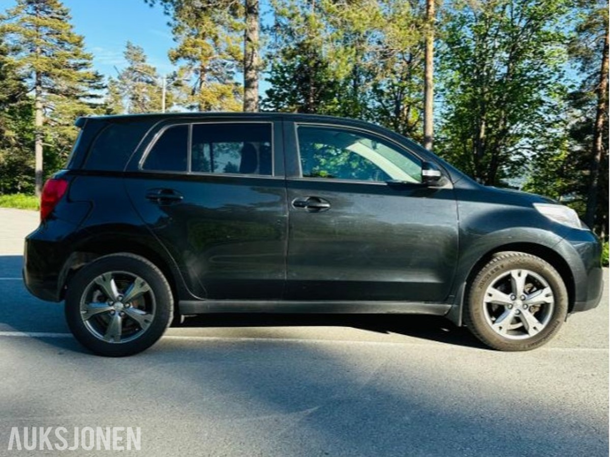 2012 Toyota Urban Cruiser 1.4 D-4D 90hk 4WD Dynamic s+v dekk