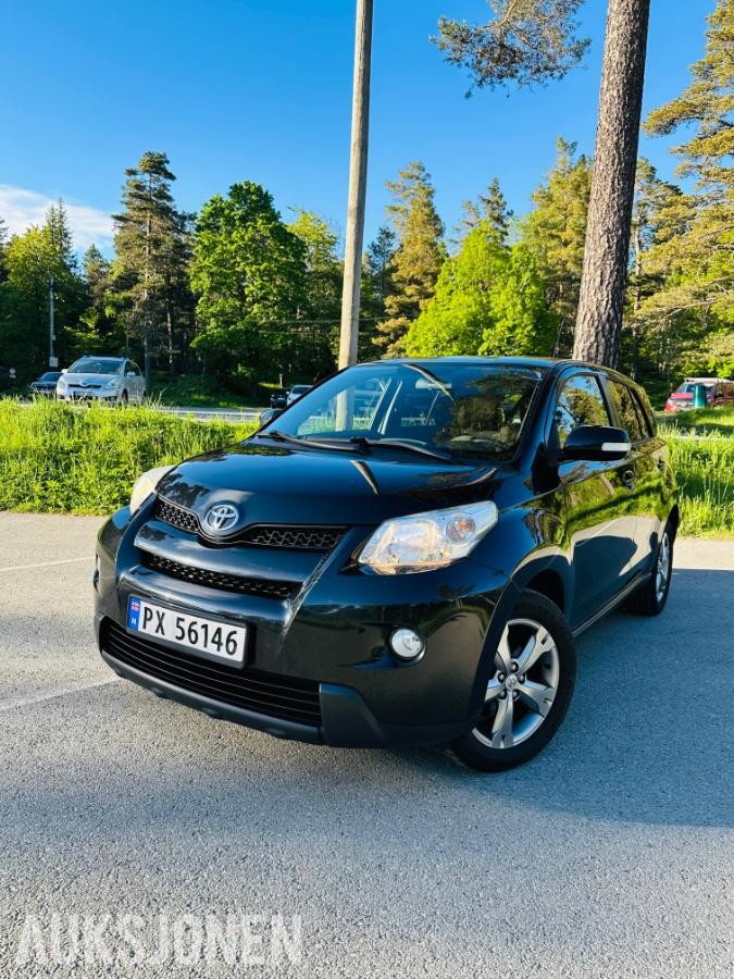 2012 Toyota Urban Cruiser 1.4 D-4D 90hk 4WD Dynamic s+v dekk