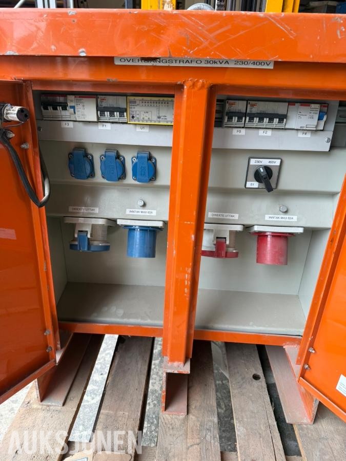 2000 400v/230v trafo Trafo