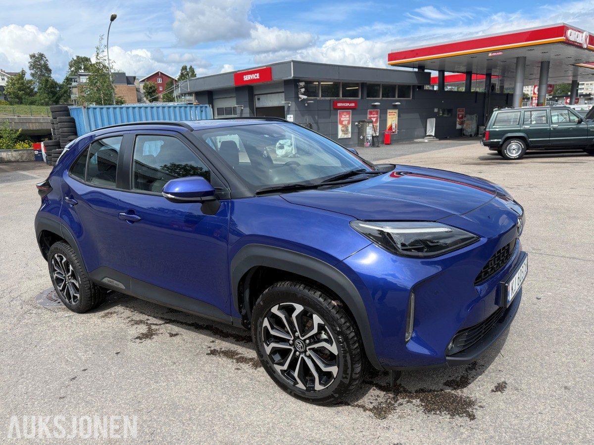 2023 Toyota Yaris Cross, 1,5 Hybrid AWD-i, 65000km