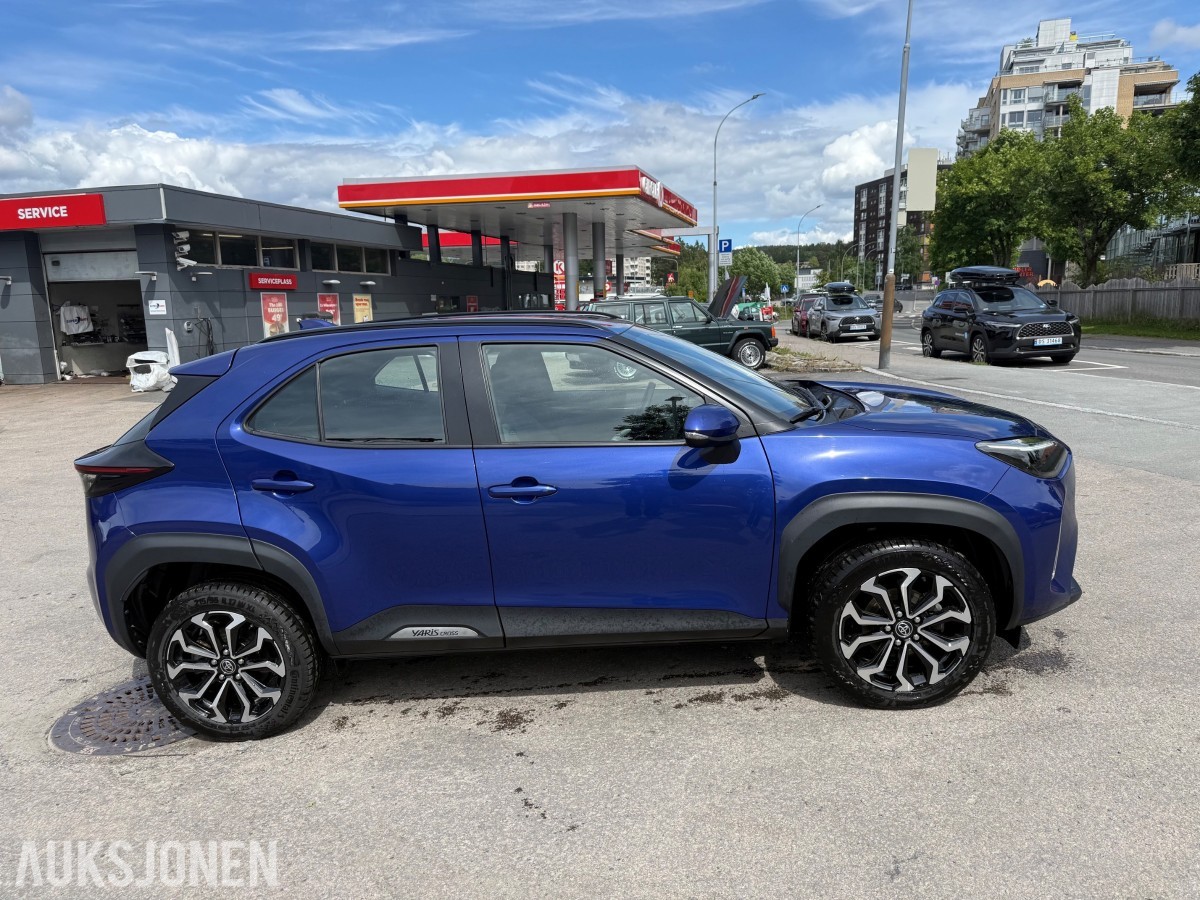 2023 Toyota Yaris Cross, 1,5 Hybrid AWD-i, 65000km