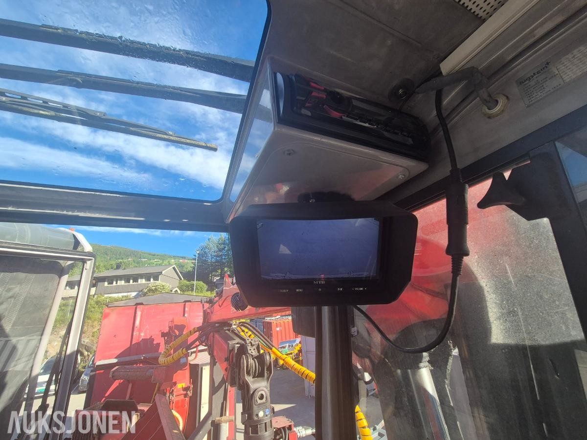2005 Scania R500 LA med hogstmaskin og fliskutter