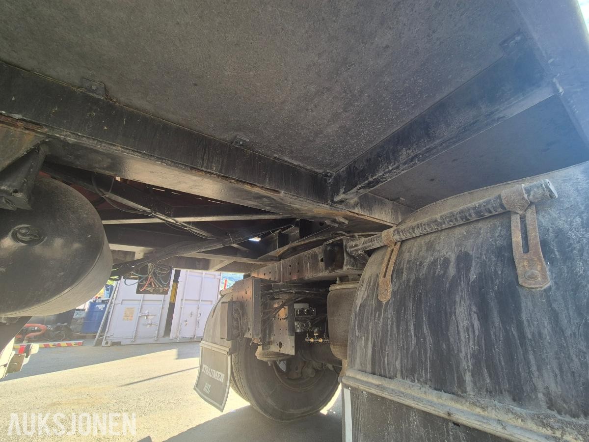 2005 Scania R500 LA med hogstmaskin og fliskutter