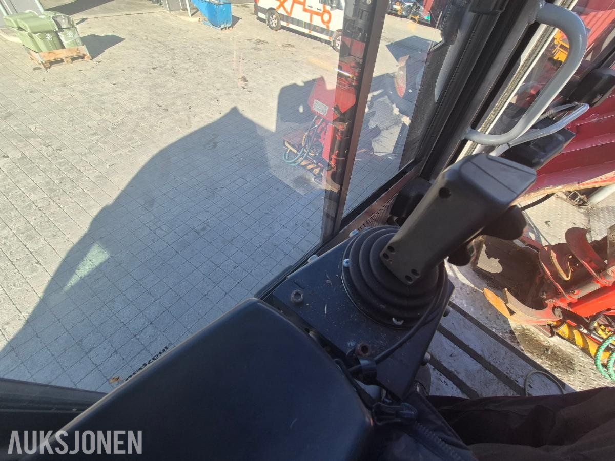 2005 Scania R500 LA med hogstmaskin og fliskutter