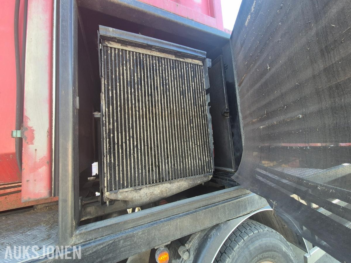 2005 Scania R500 LA med hogstmaskin og fliskutter