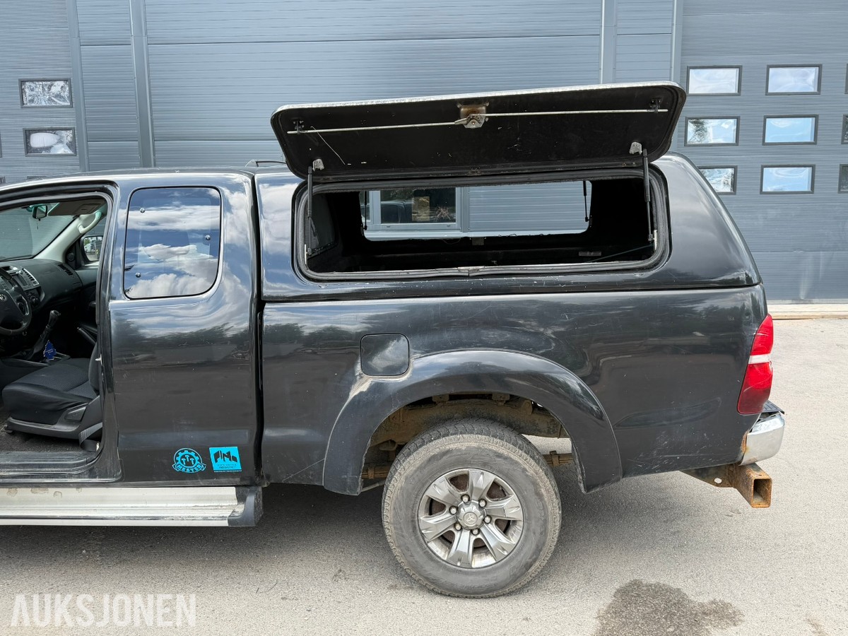 2014 Toyota HiLux 2.5D 4WD HENGERFESTE