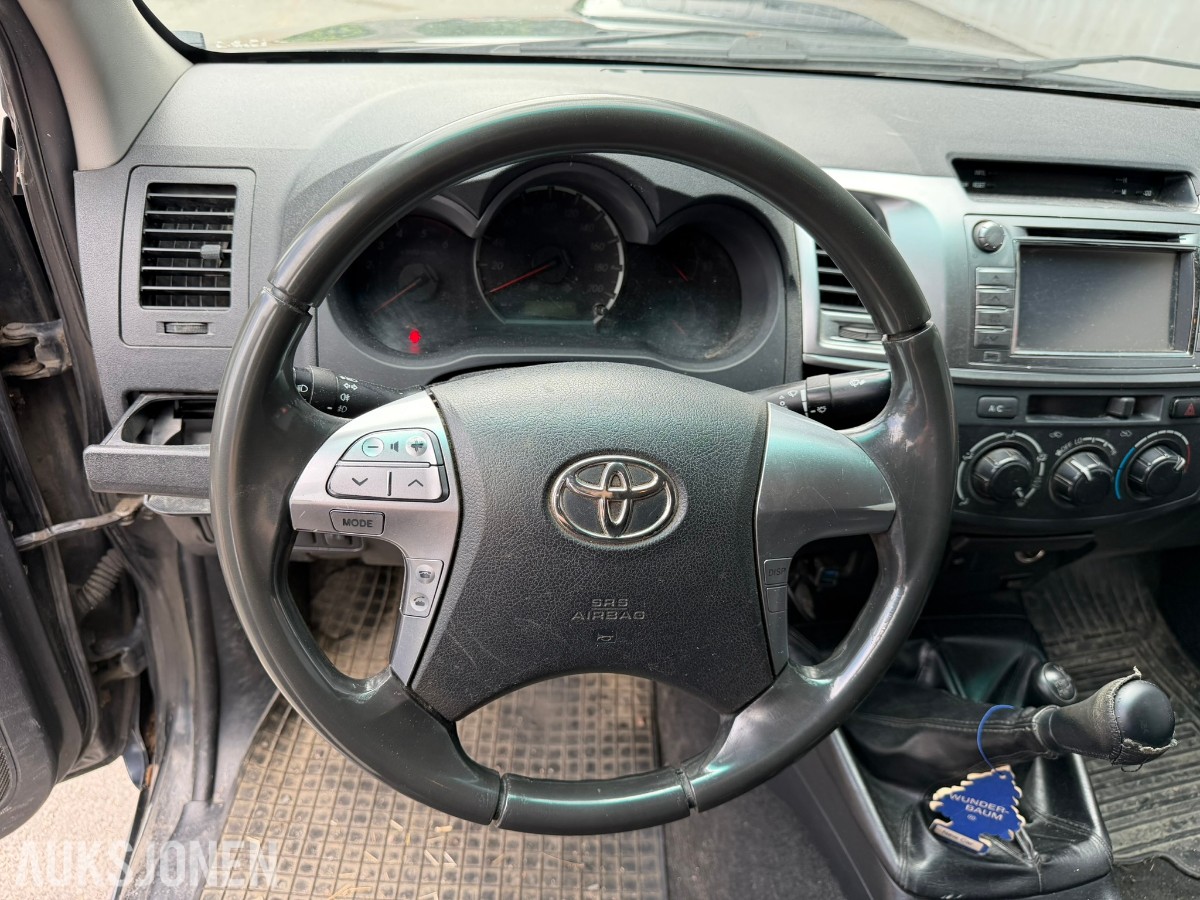 2014 Toyota HiLux 2.5D 4WD HENGERFESTE