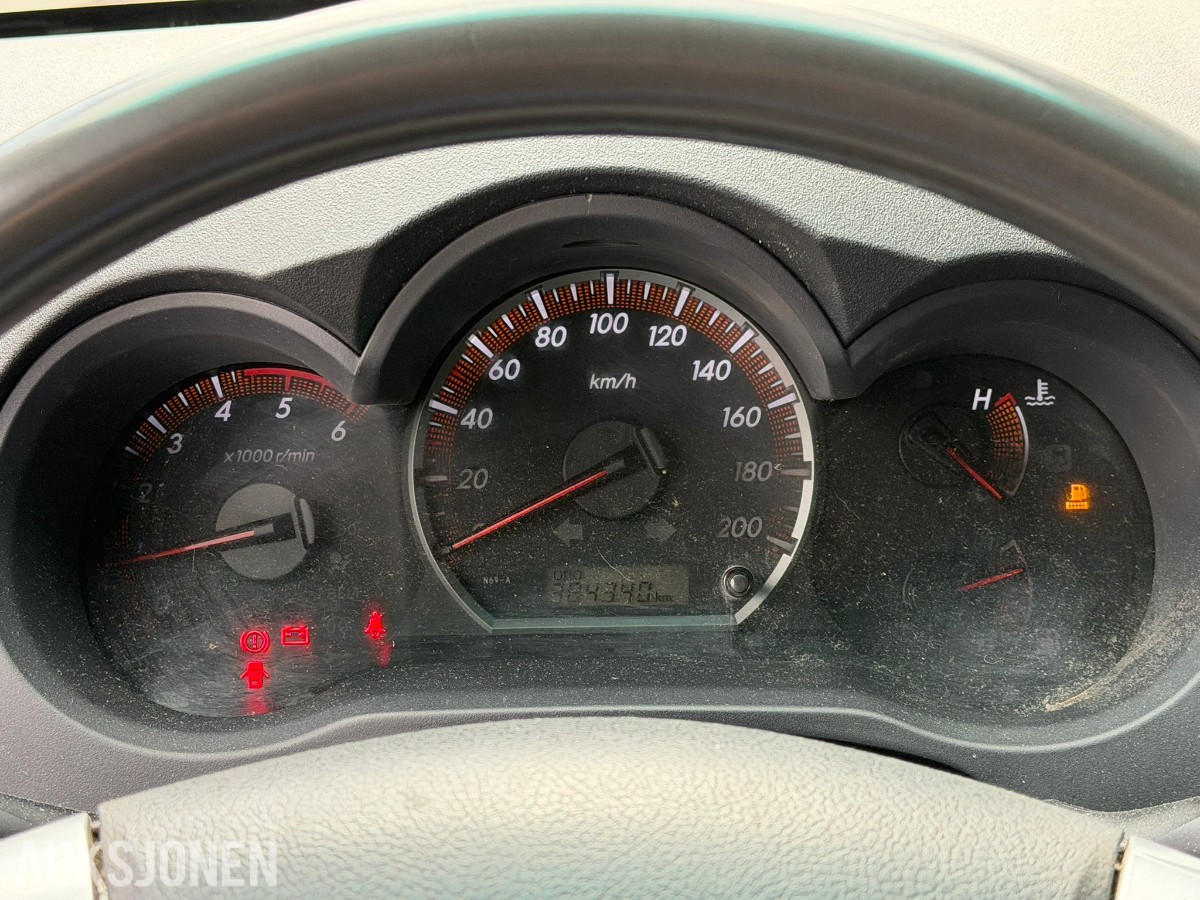 2014 Toyota HiLux 2.5D 4WD HENGERFESTE