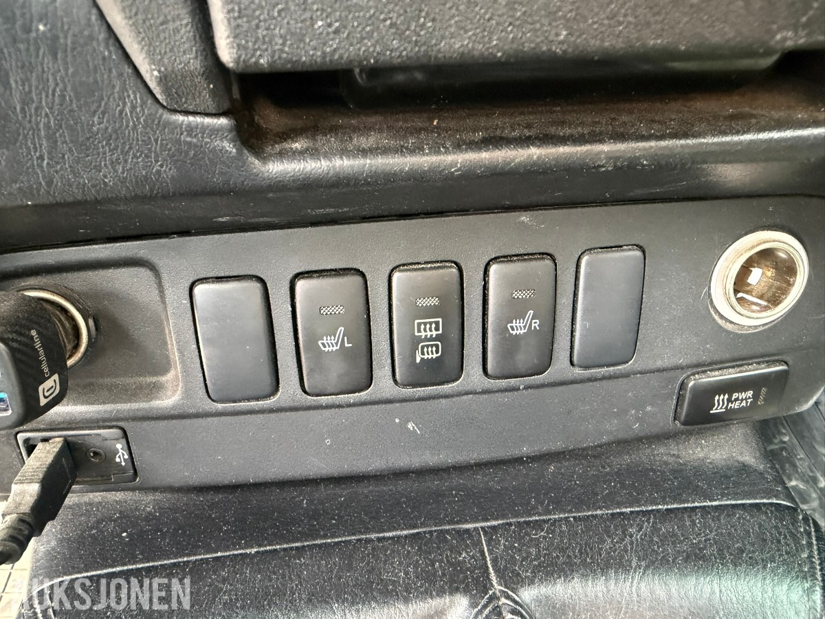 2014 Toyota HiLux 2.5D 4WD HENGERFESTE
