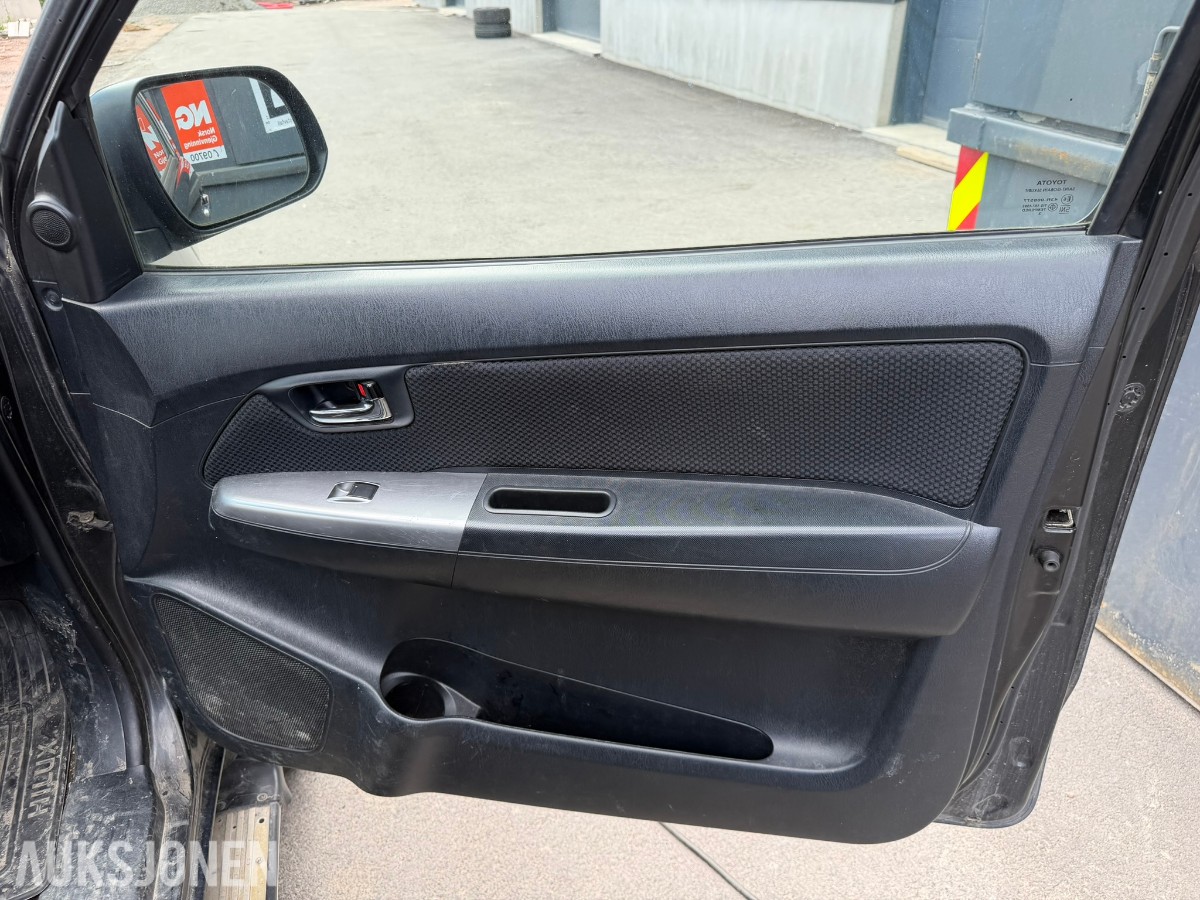 2014 Toyota HiLux 2.5D 4WD HENGERFESTE
