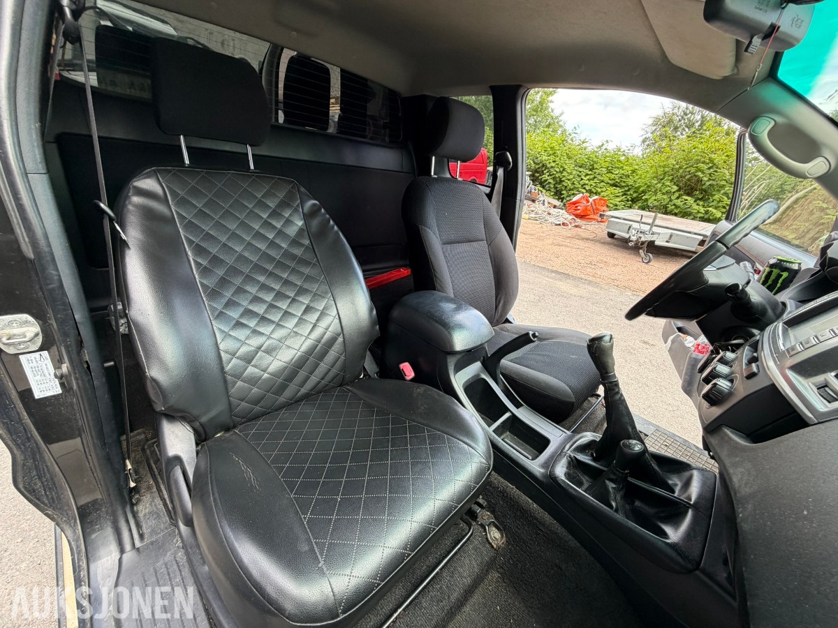 2014 Toyota HiLux 2.5D 4WD HENGERFESTE